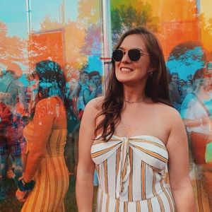 Meet your Posher, Laura